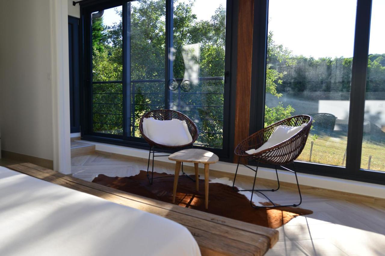 Chambre D'Hotes A La Cle Des Champs Varen Exterior photo