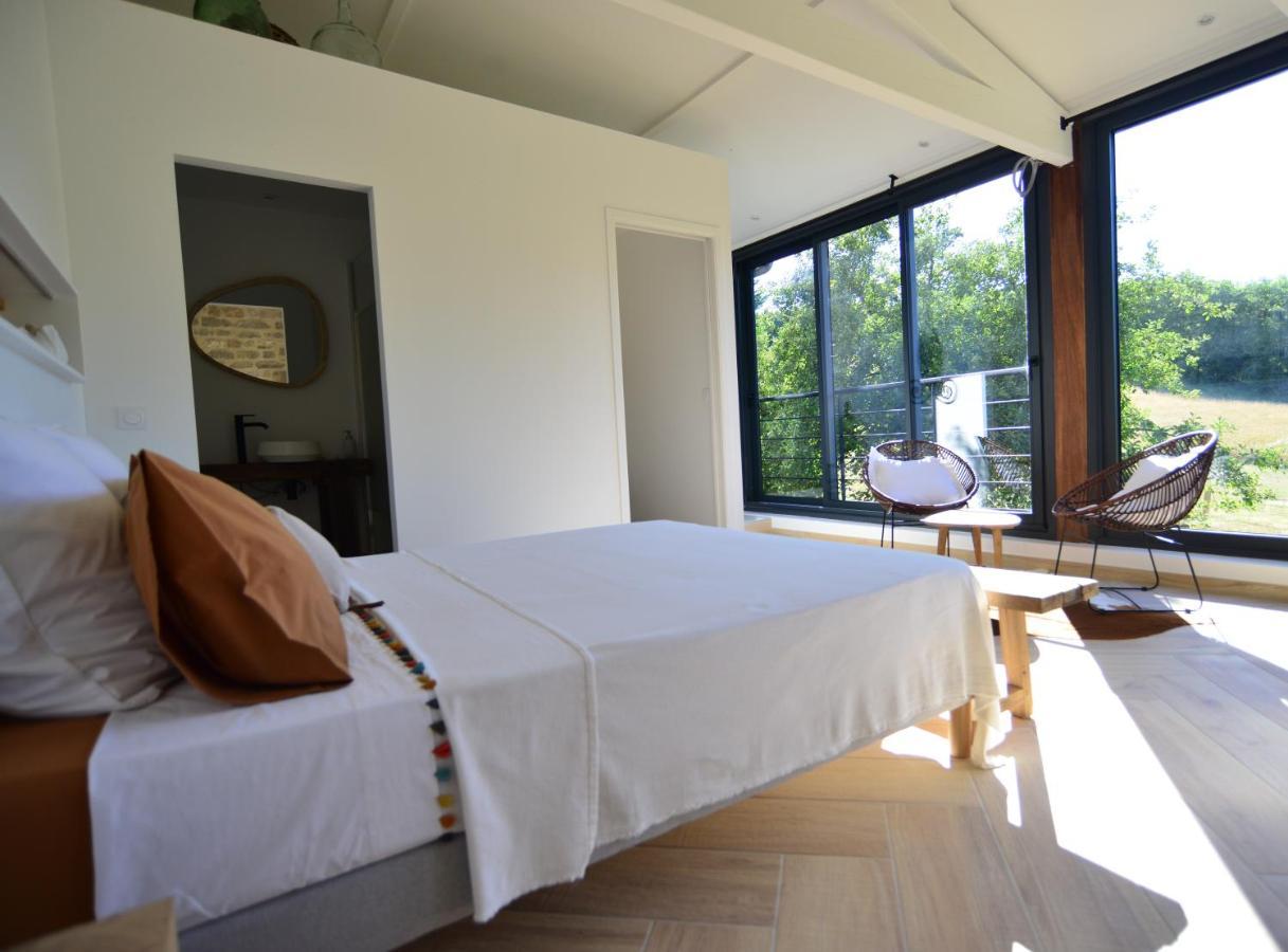 Chambre D'Hotes A La Cle Des Champs Varen Exterior photo
